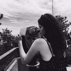 Meet your Posher, Avery